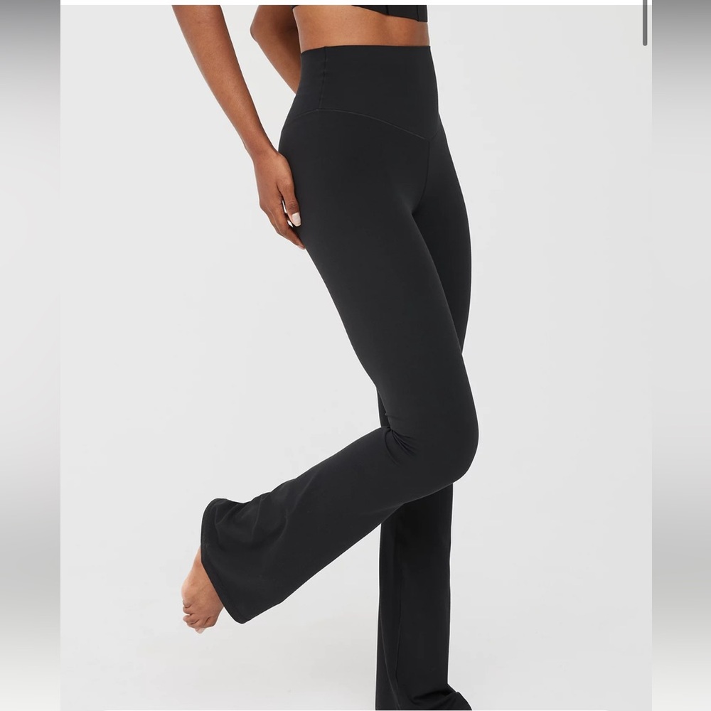 Offline by Aerie Real Me Xtra Bootcut Legging